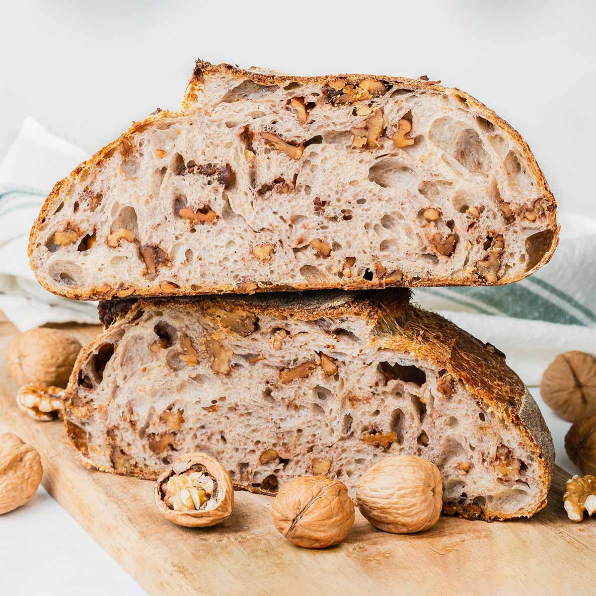 Nüsse in Brot und Gebäck - in den Herbst starten mit Morgengold